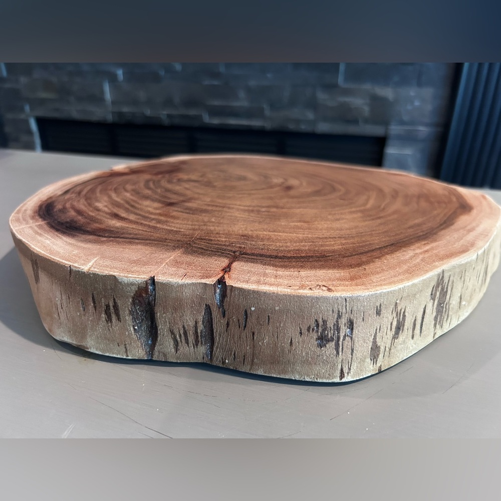 Crofton thick live edge charcuterie board